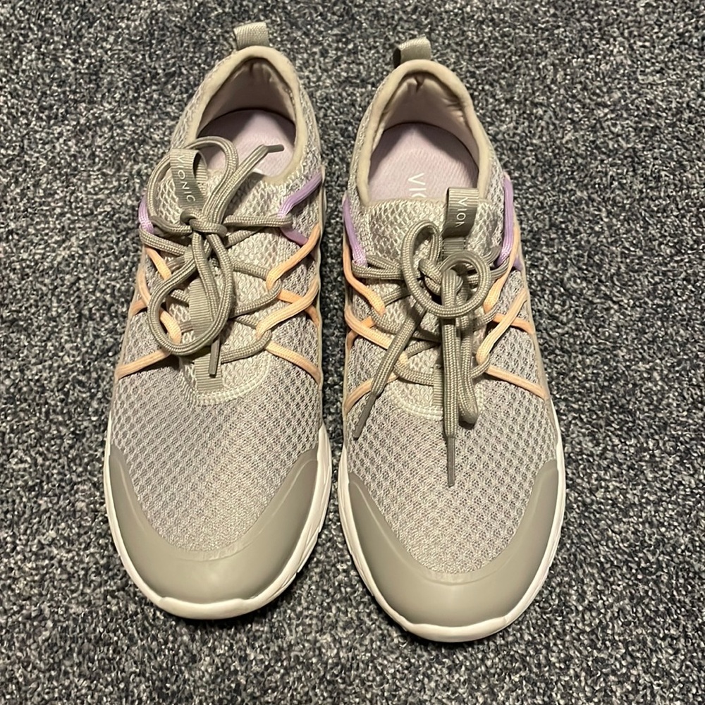 Wore twice, great condition!
